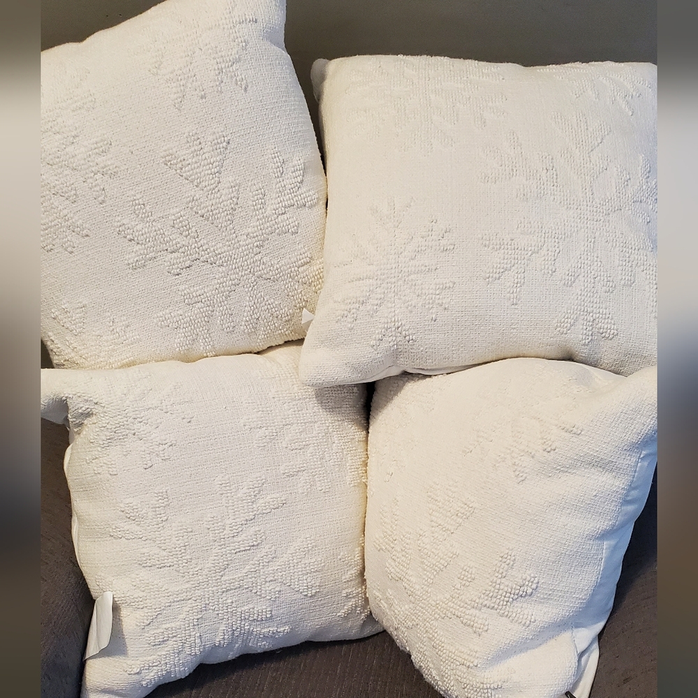 Brand new My Texas House white snowflake embroidered pillows 18" x 18"